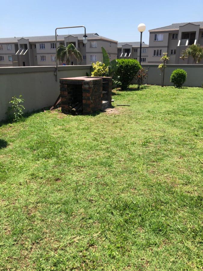 Summer Sands - Durban North Beach Accommodation المظهر الخارجي الصورة
